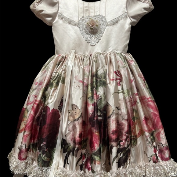 EUC DOLLCAKE MYSTERY STEALING KISSES VINTAGE LUXE DRESS SZ9 - Picture 1 of 4